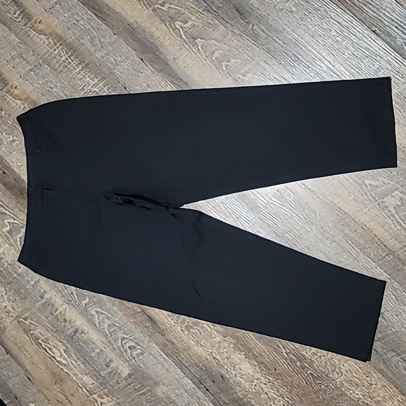 Gently Loved women's black dress pants by Liz Claiborne size 12 pleaded - Picture 4 of 6